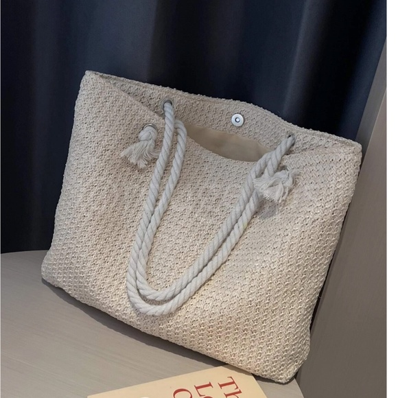 Large Tote Straw Bag Beige Lined Rope Handles - Picture 2 of 6